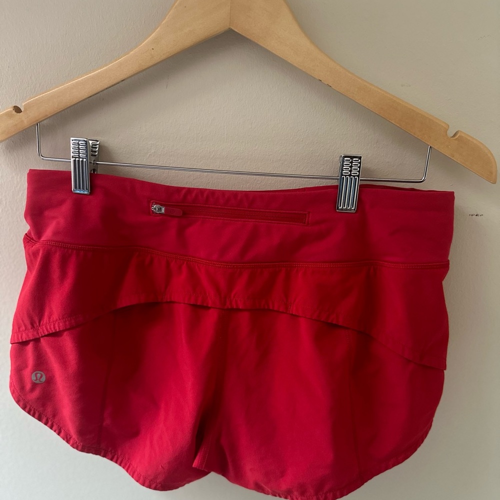 Lulu lemon runner shorts size 6 length 2.5”